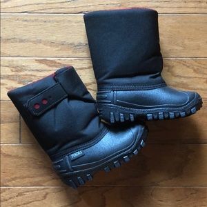 Tundra baby snow boots